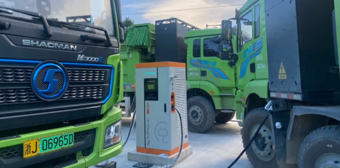 臺州三門(mén)新能源重卡充換電站正式上線(xiàn)！